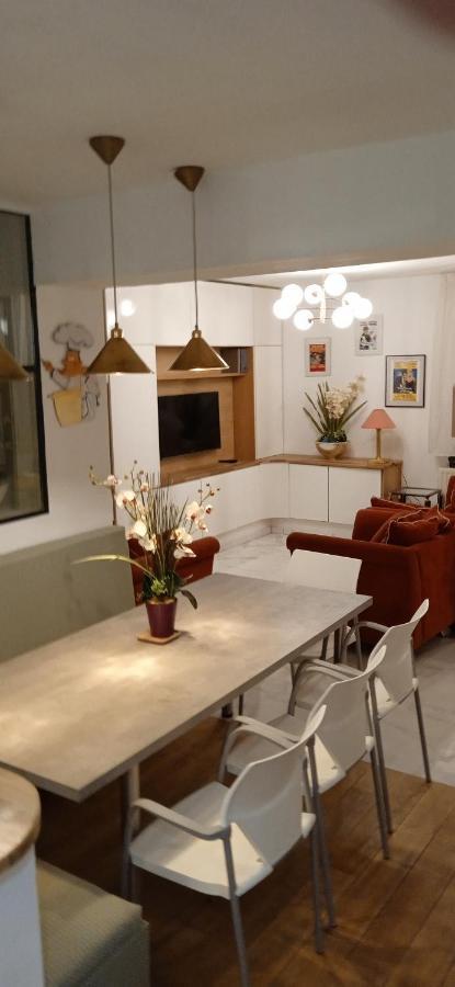 Liege 4420 Rue Jean Jaures 45 Grande Maison Joyeuse Avec Terrasse 30M2 Pour 8 Personnes Maximum Saint-Nicolas  Zewnętrze zdjęcie