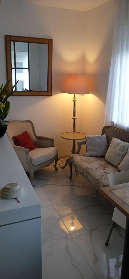 Liege 4420 Rue Jean Jaures 45 Grande Maison Joyeuse Avec Terrasse 30M2 Pour 8 Personnes Maximum Saint-Nicolas  Zewnętrze zdjęcie