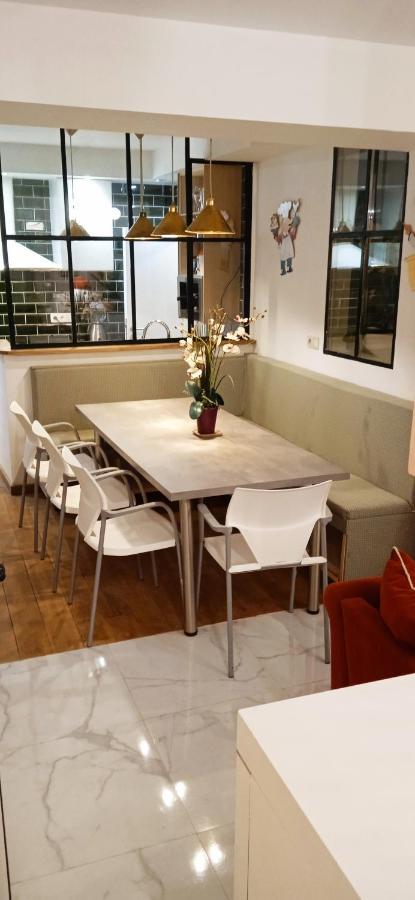 Liege 4420 Rue Jean Jaures 45 Grande Maison Joyeuse Avec Terrasse 30M2 Pour 8 Personnes Maximum Saint-Nicolas  Zewnętrze zdjęcie