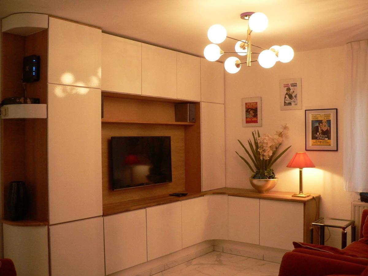 Liege 4420 Rue Jean Jaures 45 Grande Maison Joyeuse Avec Terrasse 30M2 Pour 8 Personnes Maximum Saint-Nicolas  Zewnętrze zdjęcie