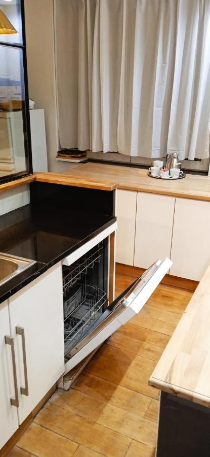 Liege 4420 Rue Jean Jaures 45 Grande Maison Joyeuse Avec Terrasse 30M2 Pour 8 Personnes Maximum Saint-Nicolas  Zewnętrze zdjęcie