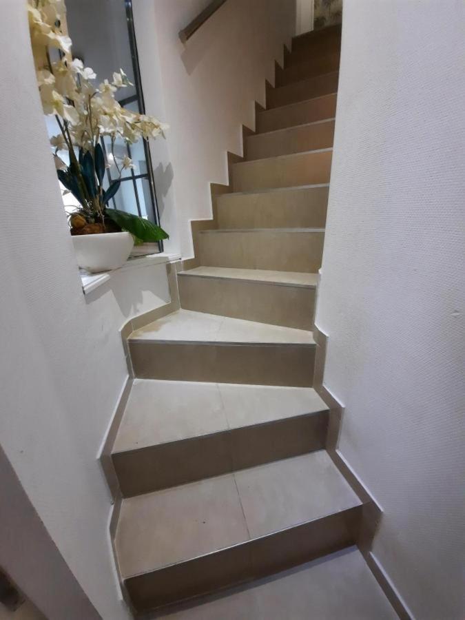 Liege 4420 Rue Jean Jaures 45 Grande Maison Joyeuse Avec Terrasse 30M2 Pour 8 Personnes Maximum Saint-Nicolas  Zewnętrze zdjęcie