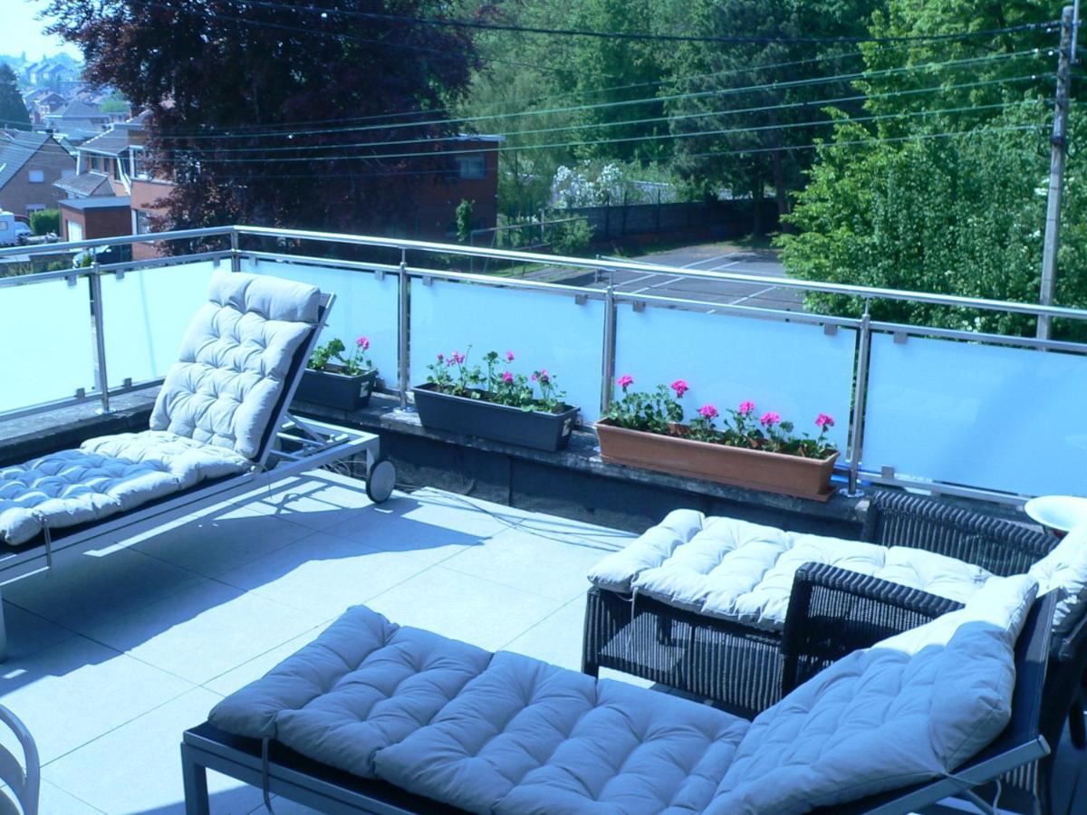 Liege 4420 Rue Jean Jaures 45 Grande Maison Joyeuse Avec Terrasse 30M2 Pour 8 Personnes Maximum Saint-Nicolas  Zewnętrze zdjęcie